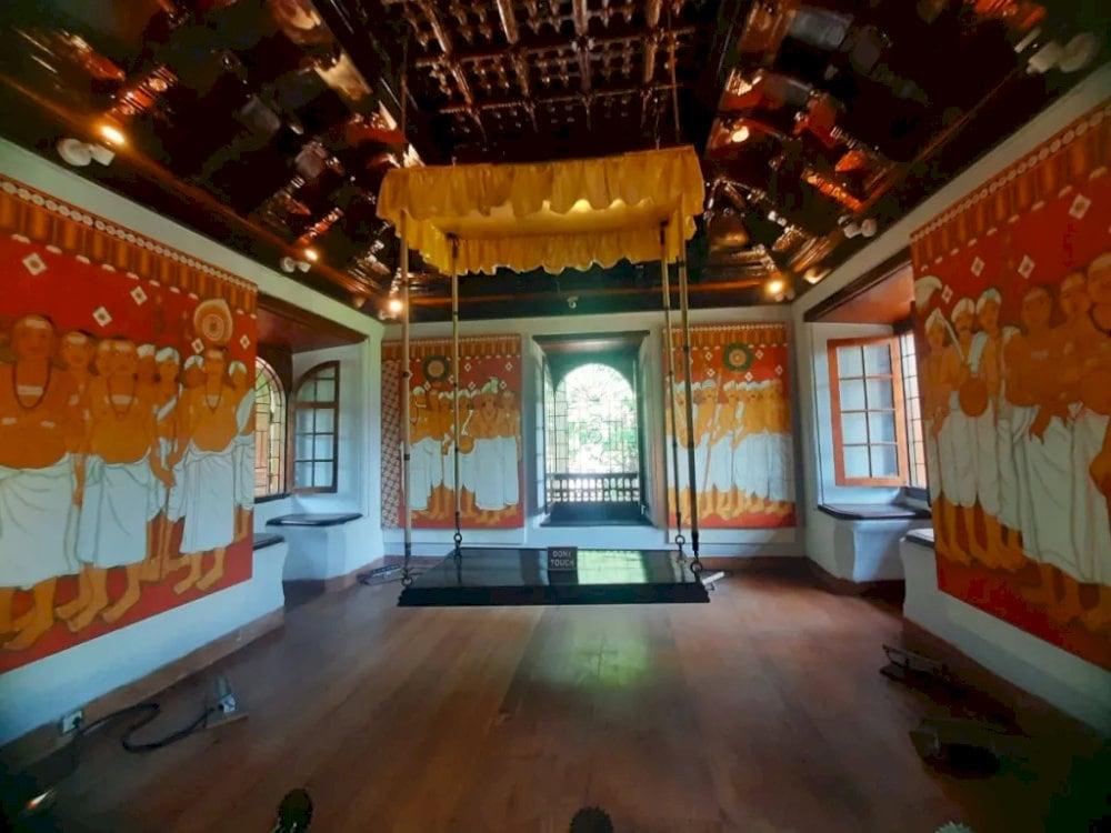 You can visit the palace&rsquo;s various rooms, which display items from the royal collection, and enjoy the tranquil surroundings of the palace grounds